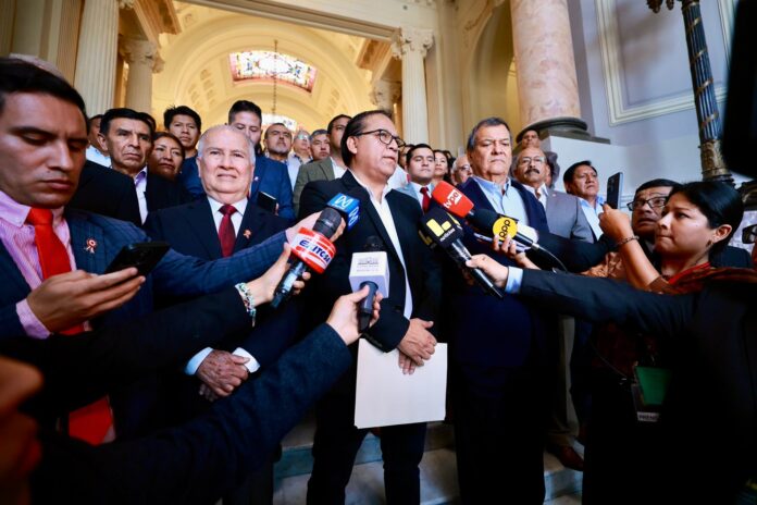 roberto-sanchez-y-jorge-nieto-destacan-presentacion-de-listas-de-oposicion-para-mesas-directivas-de-senadores-y-diputados