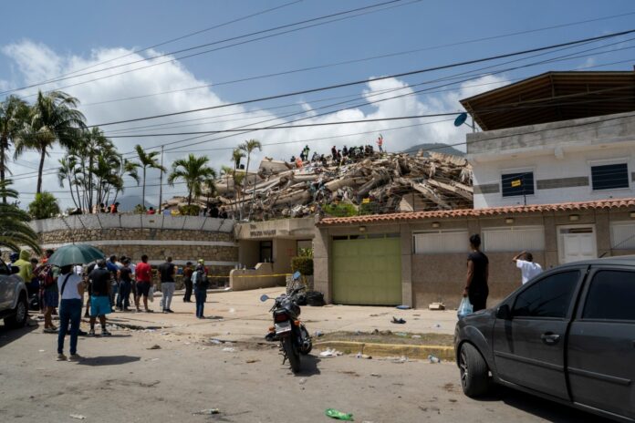 sujeto-de-los-bomberos-de-miami-hablo-sobre-lo-que-mas-le-impacto-de-los-rescates-tras-los-terremotos