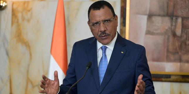 en-niger,-tres-anos-de-secuestro-para-el-antiguo-presidente-mohamed-bazoum