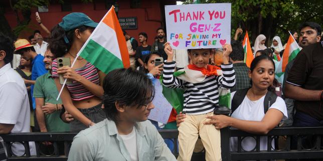 en-india,-la-movilizacion-de-los-«cafards»,-el-movimiento-de-contestacion-de-la-juventud,-fragiliza-a-narendra-modi