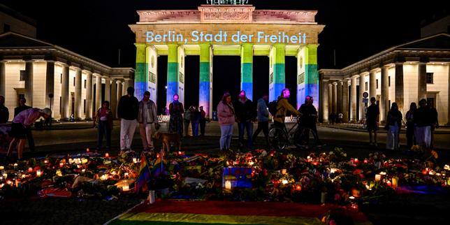 «-je-n’aurais-pas-cru-que-cela-puisse-se-passer-dans-la-ville-la-plus-“queer-friendly”-du-monde-»-:-berlin-bouleversee-par-l’attentat-contre-la-marche-des-fiertes