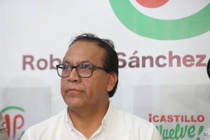 roberto-sanchez:-chats-de-su-exasesora-parlamentaria-lo-involucran-con-presunto-recorte-de-sueldos