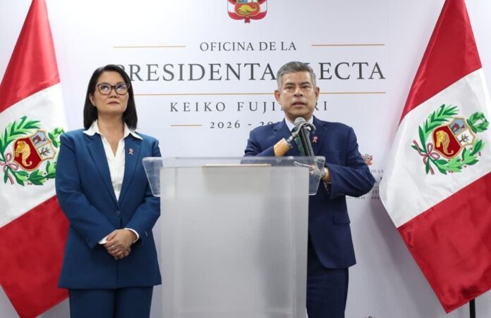keiko-fujimori-presenta-a-luis-galarreta-como-proximo-presidente-del-consejo-de-ministros