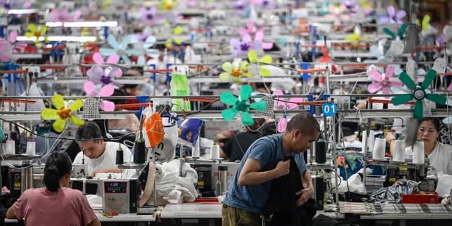 shein:-42-mil-millones-de-dolares-de-chiffre-d’affaires,-un-billard-de-commandes,-4.700-nouveautes-par-jour…-les-chiffres-fous-du-geant-chinois-de-l’ultra-fast-fashion