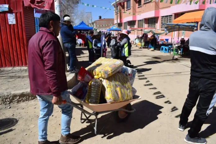familias-orurenas-accedieron-a-productos-de-la-canasta-basica