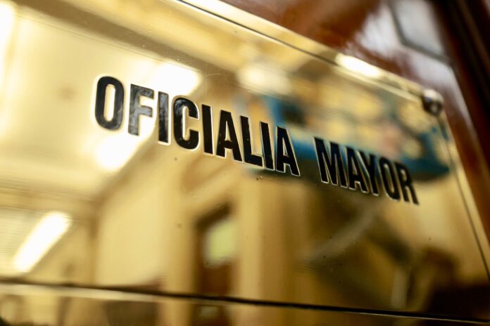 congreso:-giovanni-forno-fue-designado-alcalde-oficial-del-senado-y-hugo-rovira-de-la-camara-de-diputados
