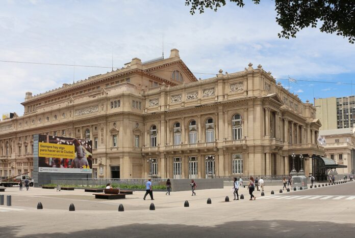premios-pinti:-todos-los-ganadores-en-el-teatro-colon-homenajeando-lo-mejor-del-teatro-comercial