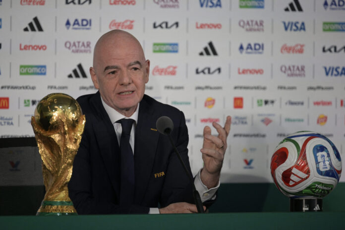 infantino-estudia-la-posibilidad-de-vender-acciones-del-mundial