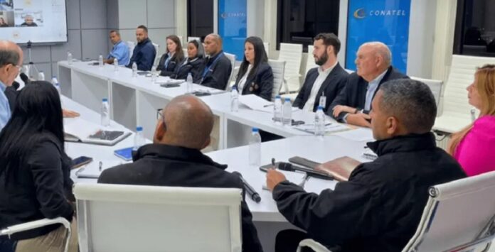 conatel-y-spacex-se-reunieron-para-formalizar-el-servicio-de-starlink-en-venezuela