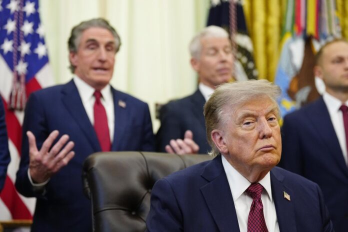 trump-evita-aclarar-el-destino-de-$13.000-millones-obtenidos-del-petroleo-venezolano