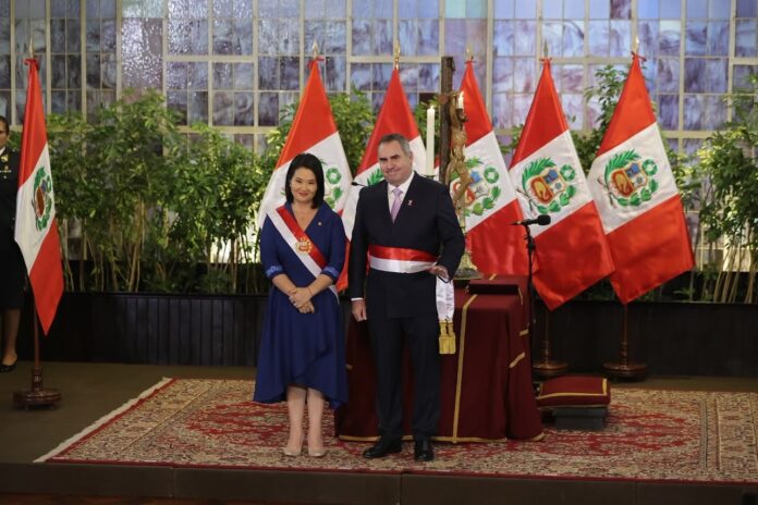 rafael-belaunde-jura-como-ministro-de-defensa-del-gobierno-de-keiko-fujimori