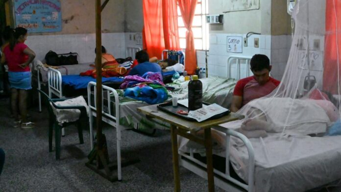 mensaje-a-la-nacion:-expertos-advierten-que-anuncios-en-salud-priorizan-la-gestion,-pero-dejan-pendiente-una-reforma-estructural