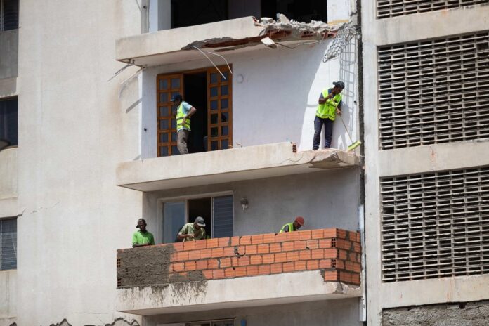 optimismo-empresarial-persiste-en-economia-pese-a-terremotos,-revela-ecoanalitica