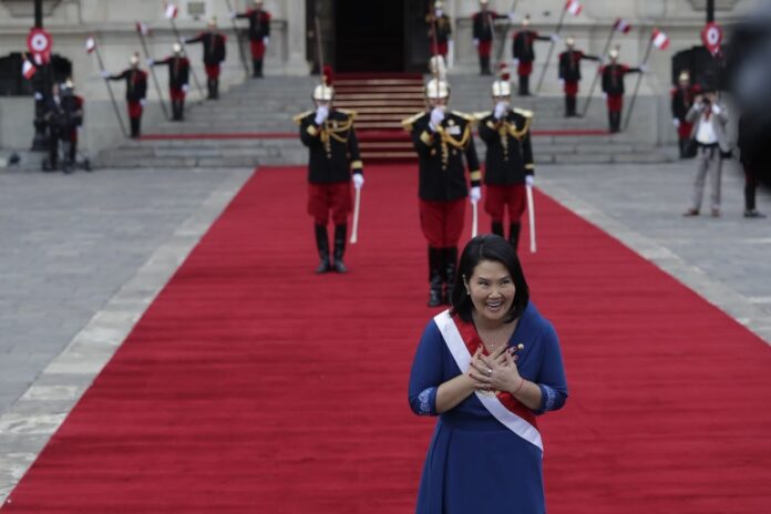 keiko-fujimori-toma-el-mando:-la-cronica-de-la-jornada-en-la-que-el-fujimorismo-volvio-al-poder