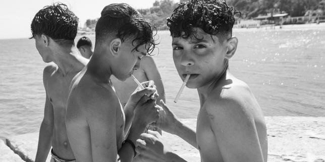 la-tunisie,-pays-des-reves-echoues:-«-j’ai-voulu-fotografo-les-jeunes-qui-ont-fait-leurs-debuts-dans-la-vie-avec-la-revolution-»
