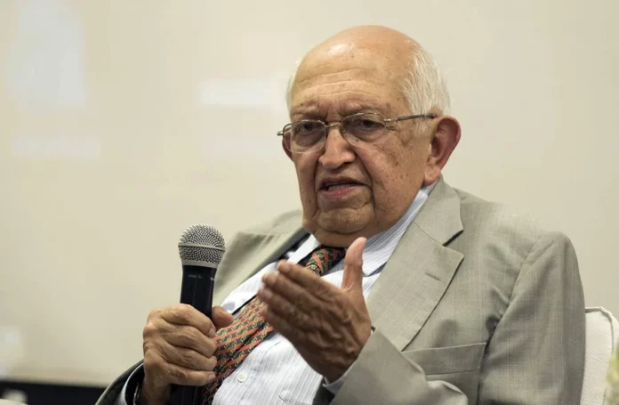 plinio-apuleyo-mendoza,-el-hombre-que-convirtio-la-vida-en-una-buena-historia