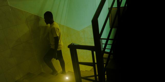 « c’est-comme-si-j’etais-prisonnier-dans-un-paradis » :-le-cap-vert,-refuge-precaire-pour-de-nombreux-homosexuels-africains-persecutes