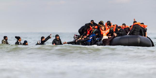quatre-personnes-meurent-en-tentant-de-traverser-clandestinement-la-manche