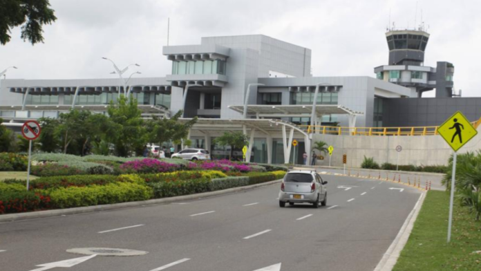 asocapitales-pide-al-nuevo-gobierno-una-ruta-exclusiva-para-modernizar-el-aeropuerto-ernesto-cortissoz-de-barranquilla:-esto-detallo-el-informe