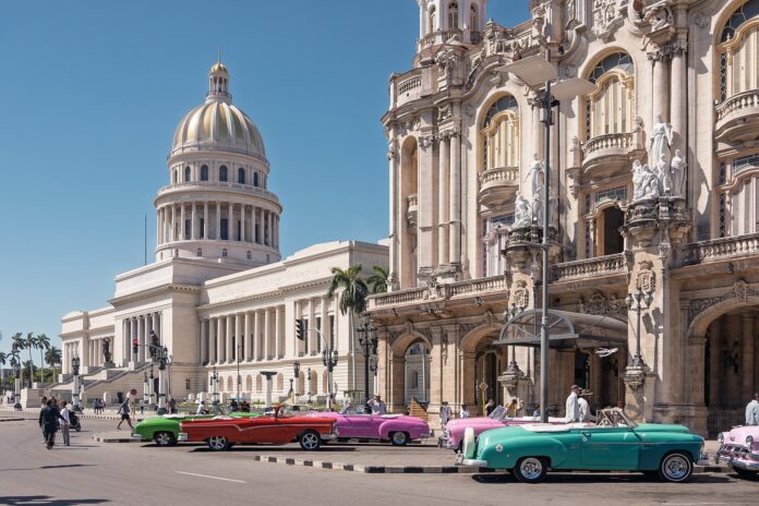 cuba-private-sector-opens-to-81-activities-as-economy-nears-collapse