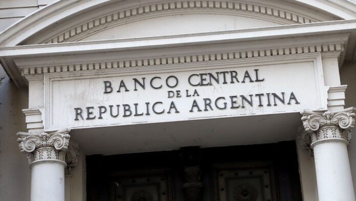 reforma-del-bcra:-amplio-respaldo-para-los-limites-a-la-emision-y-algunos-reparos-sobre-el-mandato-unico
