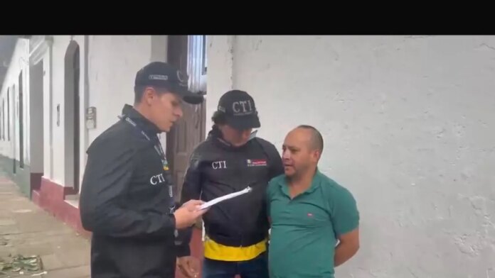 intolerancia:-por-una-deuda-de-15-mil-pesos-hombre-es-senalado-de-matar-a-un-hombre-y-dejar-a-su-esposa-en-uci-y-con-cuadriplejia-en-santander
