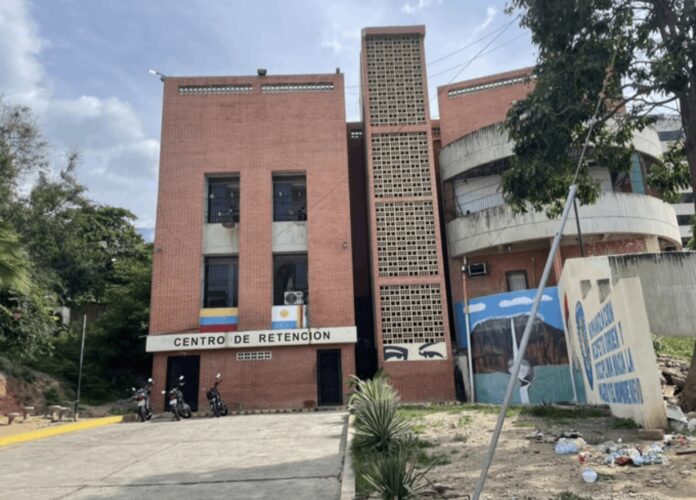 exigen-el-traslado-de-presas-del-reten-de-caraballeda,-afectado-por-los-terremotos